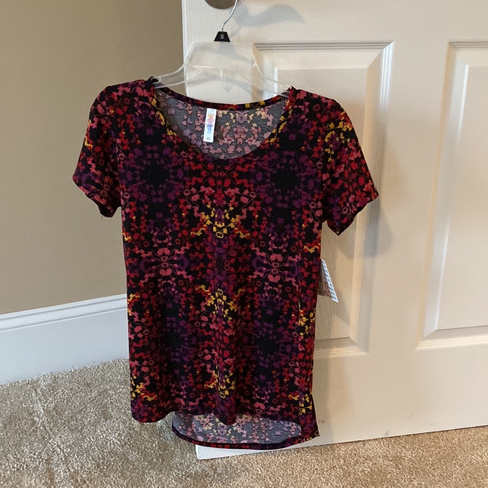 Woman’s Top by LuLaRoe size XS